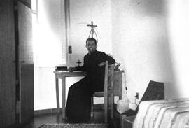 Rômulo Vaz durante seminário em quarto do Mosteiro da Santa Cruz em Anápolis (GO)