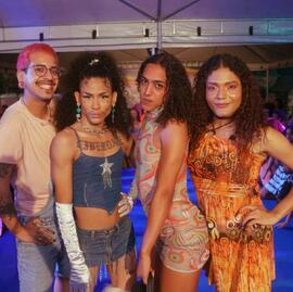 Jurades e vencedora no Ball de Todas as Cores no Beco da Cordona