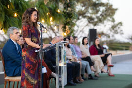 Dr. Patrícia Dias Bretas, juíza de Direito Diretora do Foro da Comarca de Goiânia, faz pronunciamento no casamento comunitário